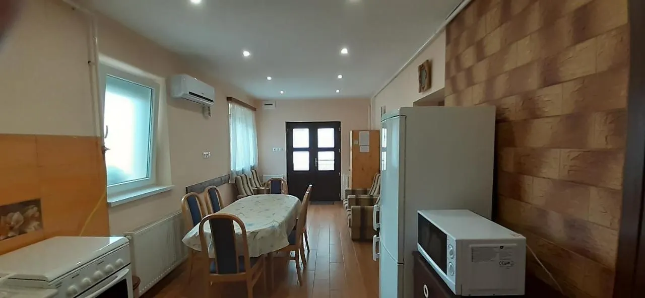 Rozika Apartman Ii. Hajduszoboszlo Apartment